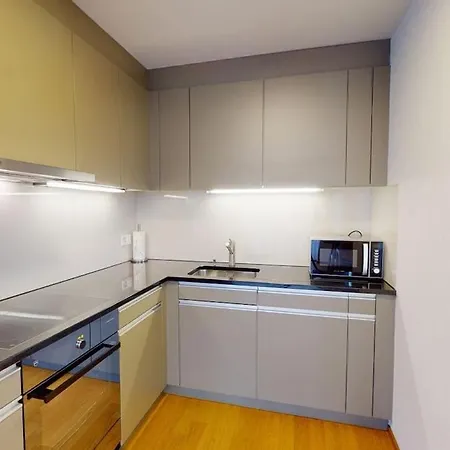 2br Flat In The Center - West 12
