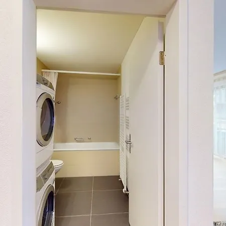 2br Flat In The Center - West 12 Lägenhet