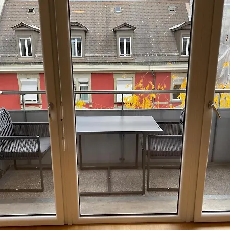 2br Flat In The Center - West 12 Цюрих
