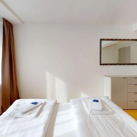 Апартаменты 2br Flat In The Center - West 12 Цюрих