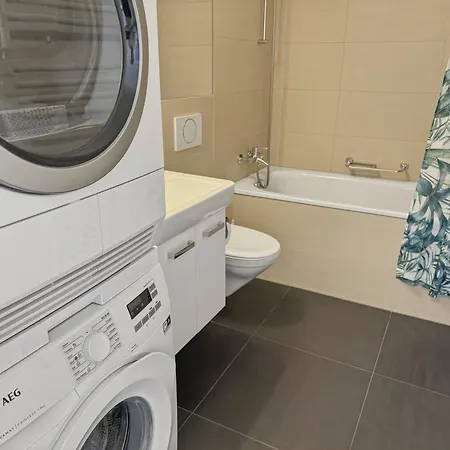 Apartmán 2br Flat In The Center - West 12 *