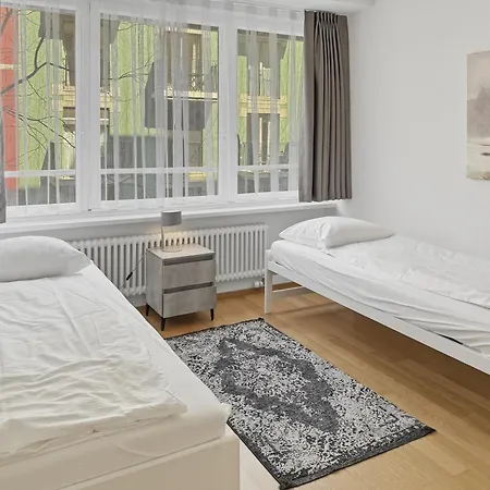 2br Flat In The Center - West 12 Appartement